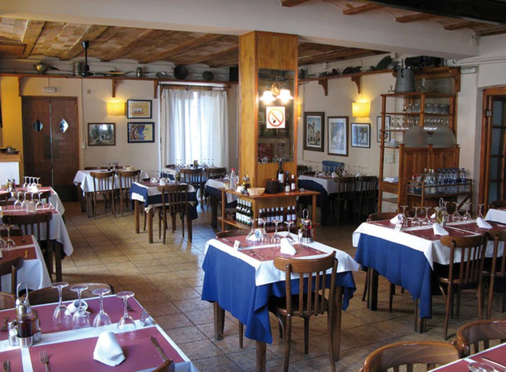 Hotel Fonda Biayna Bellver de Cerdanya Exterior foto